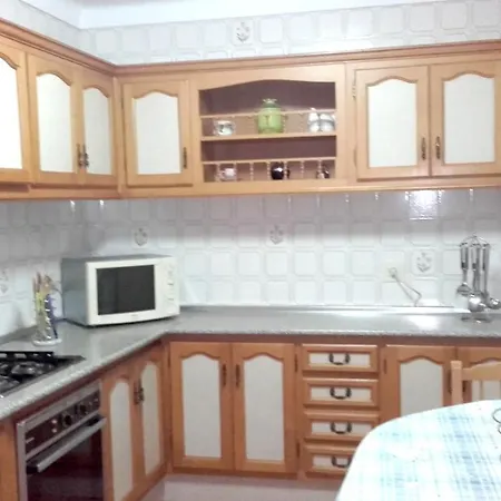 Modern In With Sea View, 90 Sqm Apartment *
